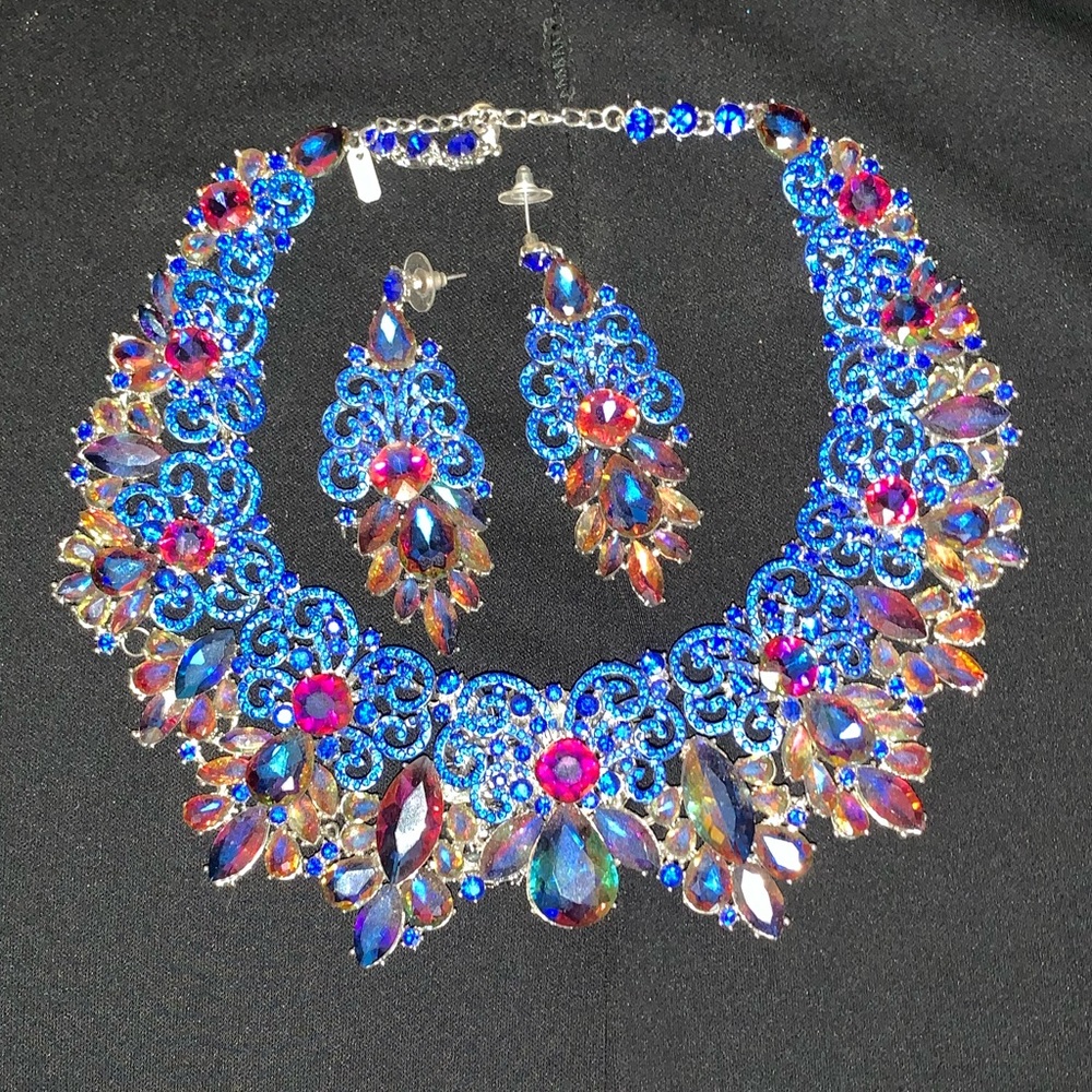 Elegantly embellished necklace with earrings